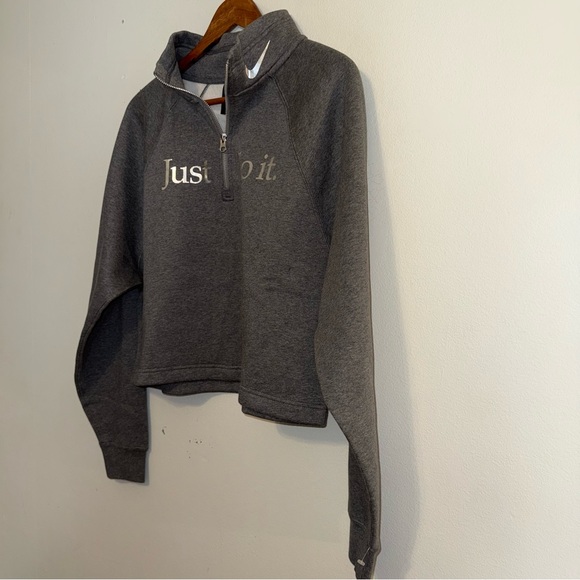 NEW Nike Funnel Sportswear Sweatshirt Women's M Crop LS Half Zip Shinny Logo - Picture 4 of 10